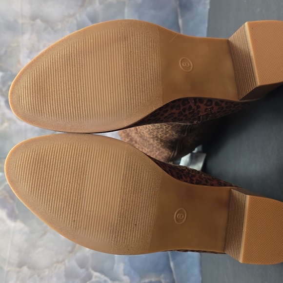 Universal Thread Boot - Picture 4 of 7